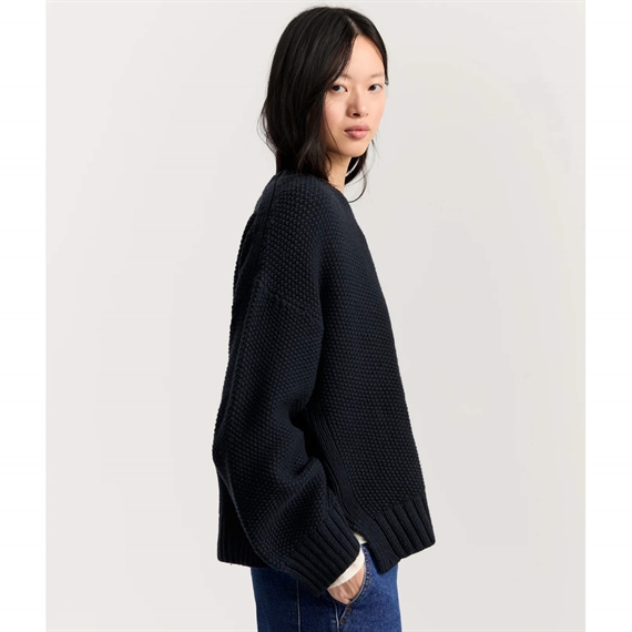 Aiayu Vetia Strik, Black Blue